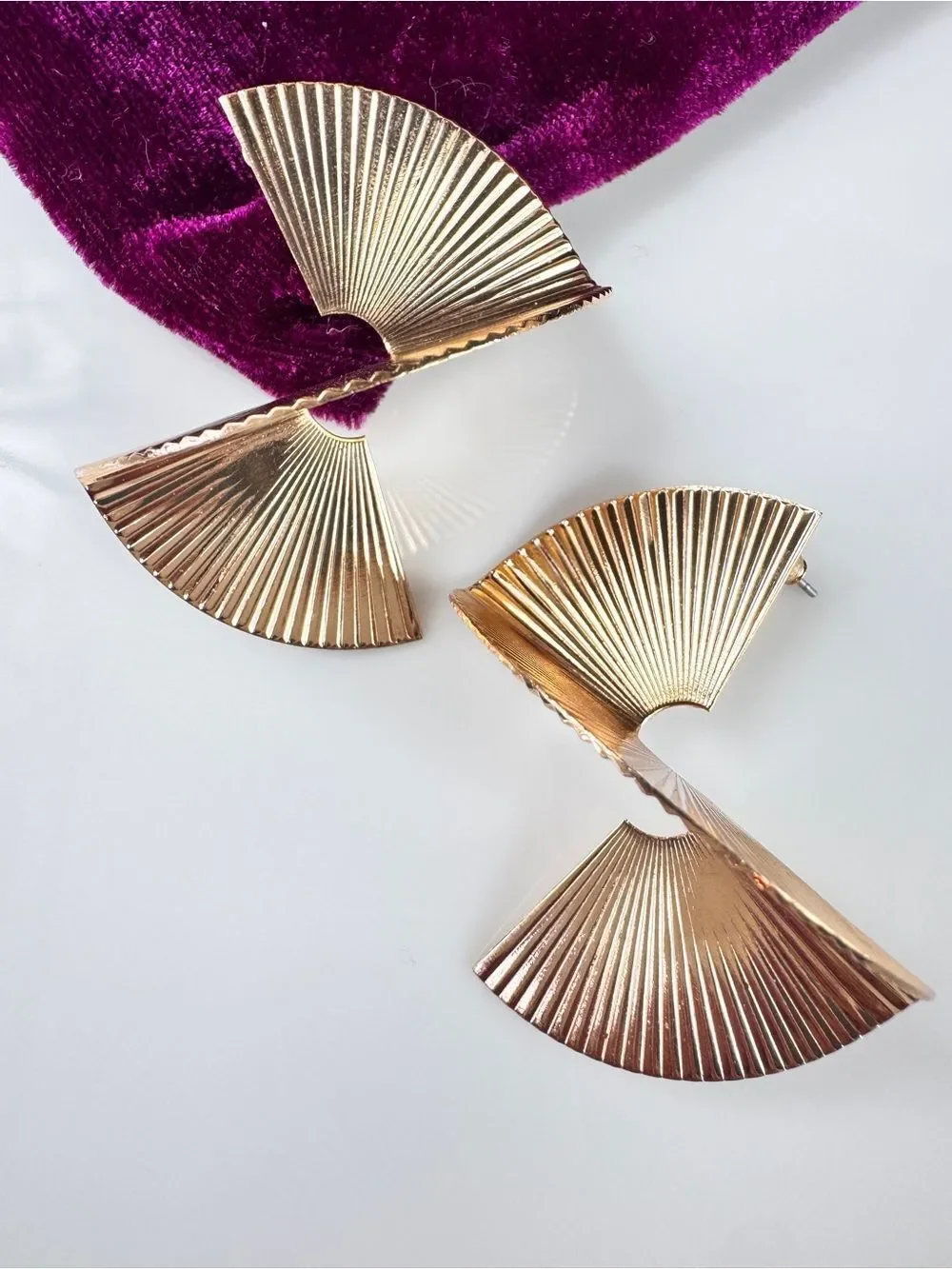 Gold Sculptural Fan Drop Earrings - Elegant Women's Accessories